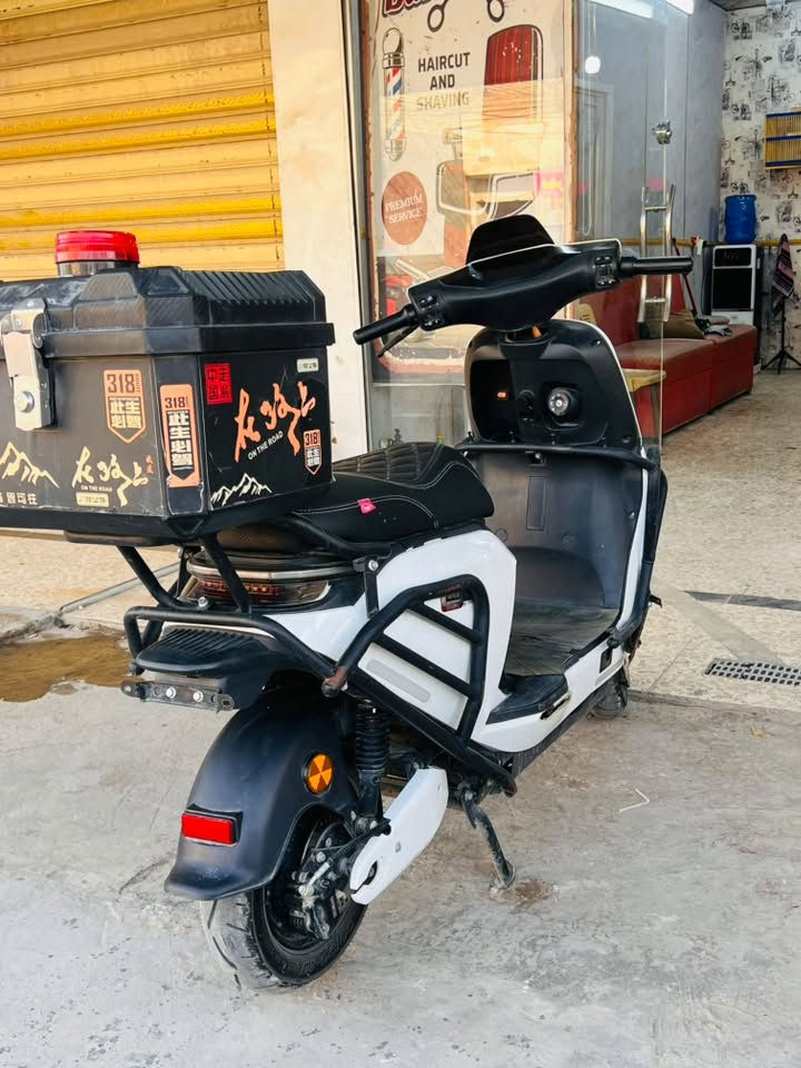 دراجه شحن • ٦ بطاريات • سرعة ٨٥