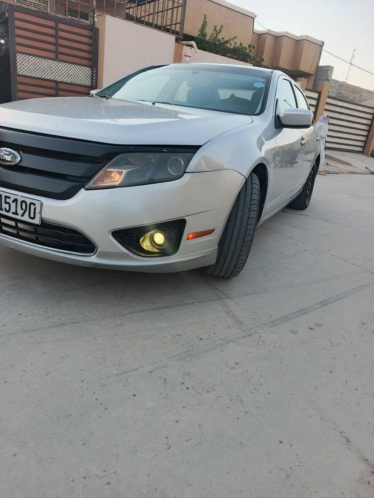 Ford fusion 
مواسەفات SE ٢٠١٠
بێ بۆیاخ  ، 
گێر ئۆتۆماتیک
چوار جام کارەبا
حاسەی بەگ 

مەکینە 3000🚀v6  پستۆن 
هەموو گیانی بەشەرت
تەبرید سارد و گەرم 
سعری 72 $ گەڵاو معامەلە ی کە م
*********** شمشمل, السليمانية
