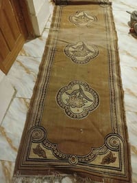 سجاد ٢×٣ • أبيض • أحمر
