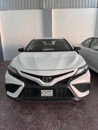 كامري SE • ٢٠٢٤ • فلوجه