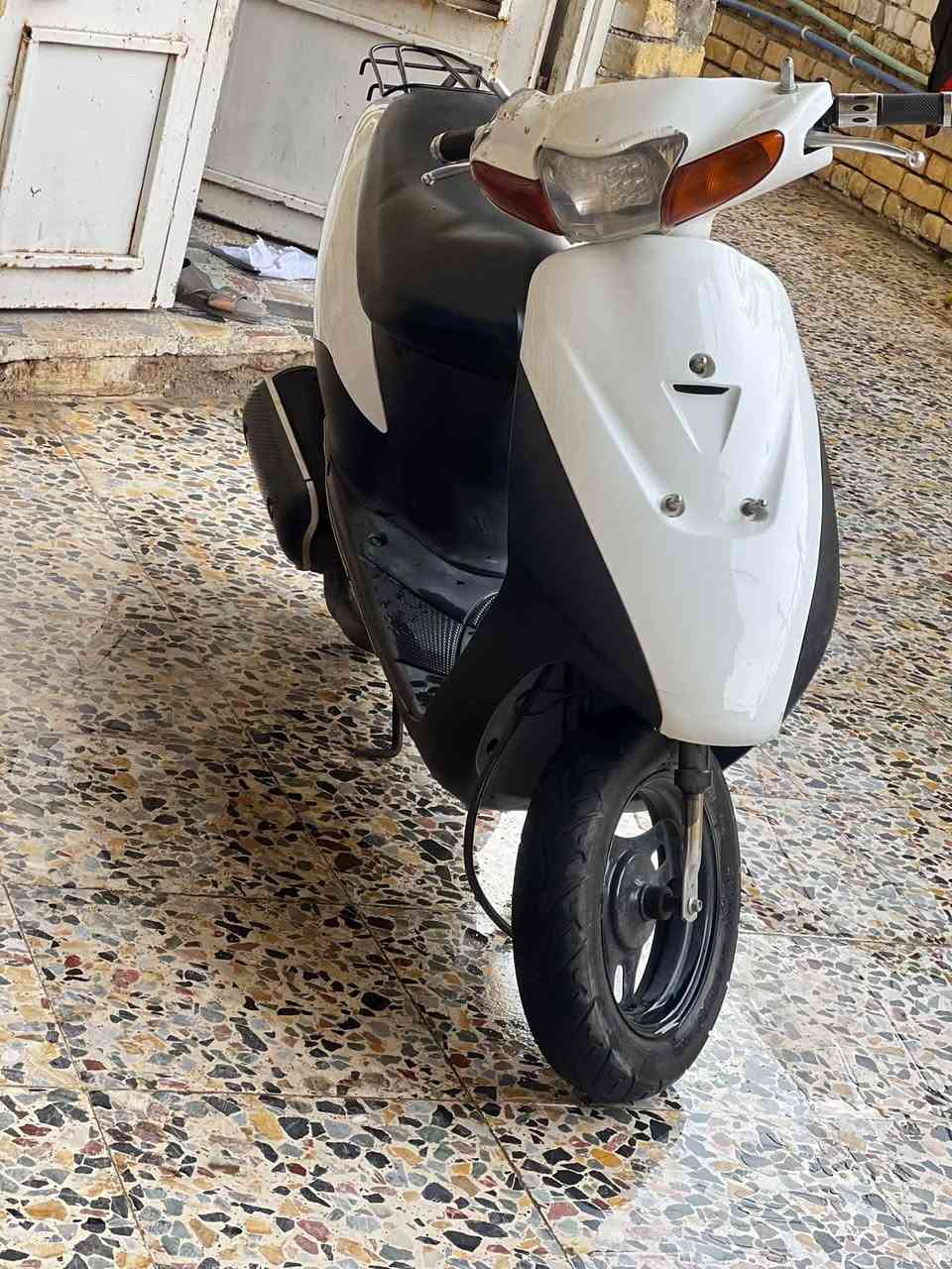 سوزوكي • وكيل • شهرين
