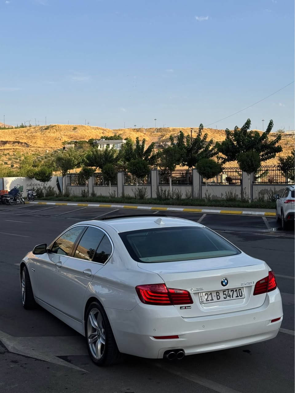 BMW F10 528i
مۆدێل:٢٠١٤ سفری شەریکی عروش مەکینە ٥٢٨ مەرغووب 

   
* گێڕ و مەکینە بە شەرت
* ڕەقەم سلێمانی
* فەحس و هەزە و بەراد تازە
* سلايت
* ٥ کامێرا
* حەساسی پێش و پشت
* لایت زینۆن لەگەڵ دەرگای سەحب
* ٥ پەردە
* کوشنەکان جلد
* کوشن ٣ مۆدی خەزن
* ٣ مۆدی لێخورین
* بریک بە سەمە
* ٨ نمرە کێڕی سوکان شەفت
* دوو پارچە بۆیاغ بێ لێدان و بێ ناوکرەوتن
* بێ ئێرباگ 

نرخ: ١٥٨ وەرەقە، کەمێک مەجالی تێدایە
ناونیشان: سلێمانی
ژمارەی تەلەفۆن: ***********
***********

BMW F10 528i
موديل٢٠١٤ صفر شريكه مال عروش محرك  ٥٢٨ مرغوب 

 ● القير والمكينة على الشرط
 ● الرقم: السليمانية
 ● الفحص والهزة والبراد جديد
 ● سلايت
 ● 5 كاميرات
 ● حساسات أمامية وخلفية
 ● زينون مع إضاءة الأبواب
 ● أبواب سحب
 ● 5 ستائر
 ● كوشن جلد
 ● الكوشن 3 وضعيات حفظ
 ● 3 وضعيات تسخين
 ● بريك بصمة
 ● 8 نمرة قير، سكان شفت
 ● قطعتين صبغ بدون ليدران وبدون تبديل
 ● بدون إيرباغ

السعر: 158 ورقة، وقابل للتفاوض قليلاً
العنوان: السليمانية
رقم الهاتف: …***********
*********** السليمانية, العراق
