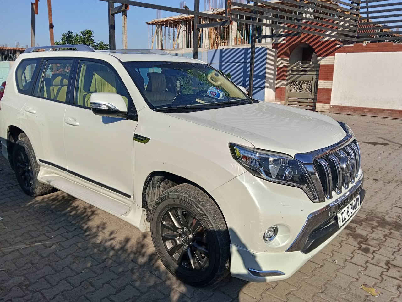 برادو للبيع موديل 2017 موصفات vxr فول مواصفات رقم اربيل بسمي السعر 325مكاني بغداد رقمي *********** ماشية 94الف
