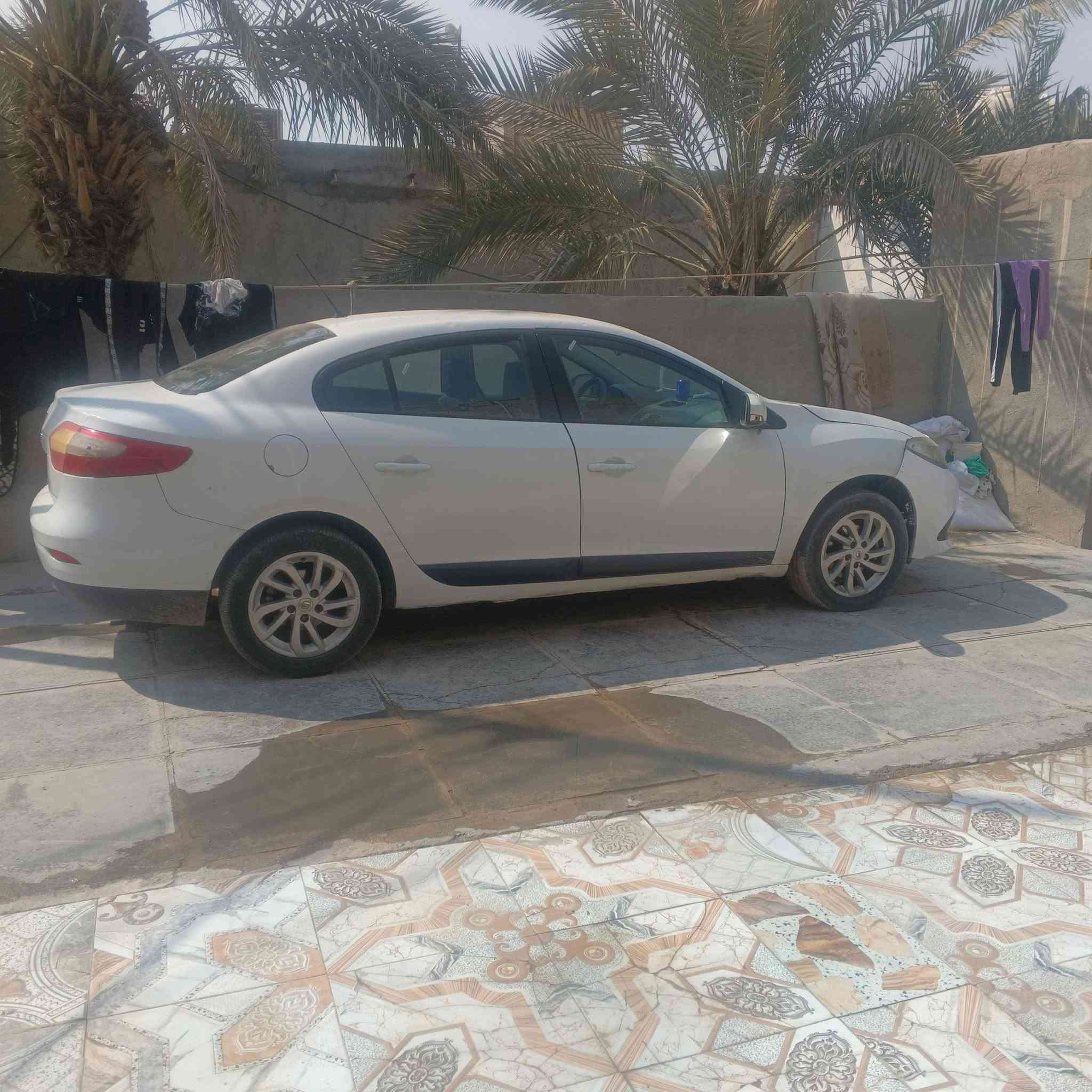 السلام عليكم رينو 2014 مكان ميسان سعر 58 
***********
