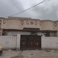 بيت للجار منطقت ال١٢ الزغيره مساحه ١٣٠ يتكون غرفتين نوم وستقبال ومطبخ ...