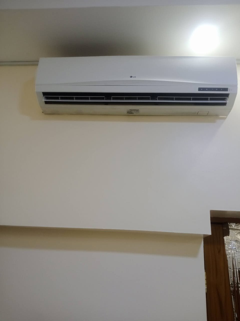 مكيف سبليت • طن ونص • ٢ قطع