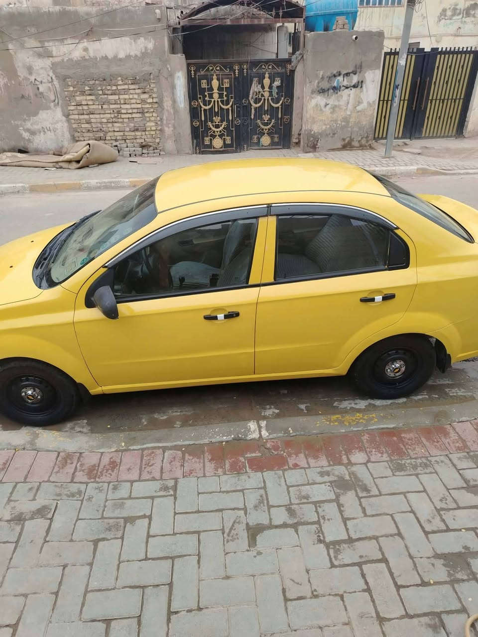 أفيو • ٢٠١٠ • كير عادي
