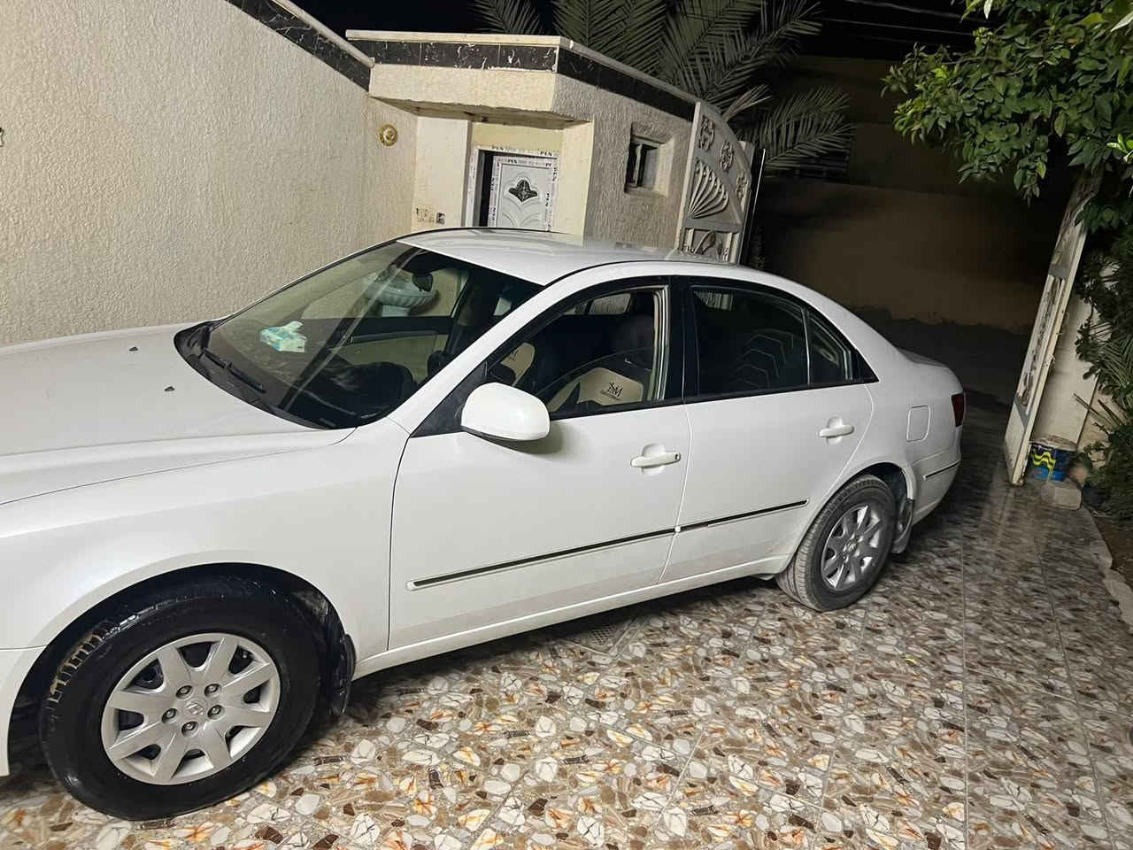 سوناتا 2009 خليجي مكينه 2400 
بسمي بغداد دولي مكينه وكير بشرط  قطعه صبع وقطعه تبديل
تخم تاير حداديه *********** مكاني صلاح الدين  قضاء بلد
