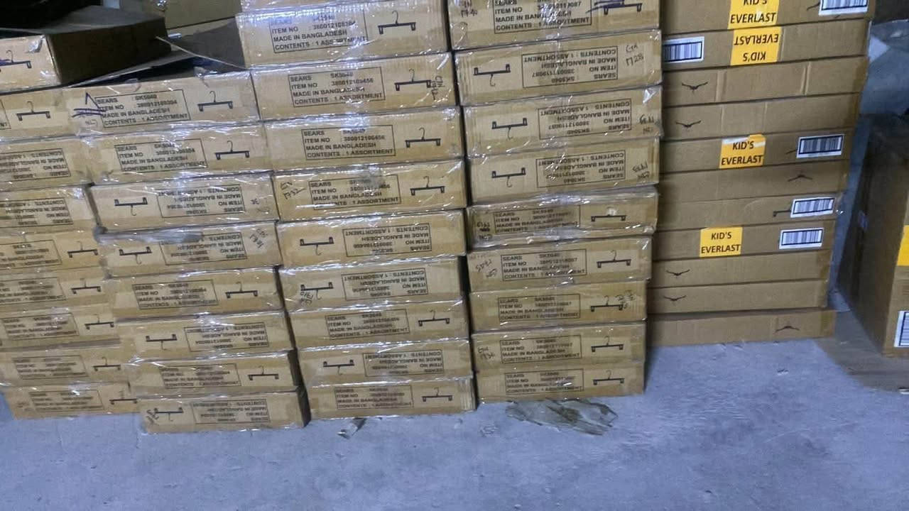 ملابس نسائية قطعتين شورت ًوبدي قصير او طويل
بيع جملة ومفرد

استيراد خاص ويوجد مختلف القياسات

موجود كميات واسعار مميزة

رقم الهاتف وتساب فقط

***********
