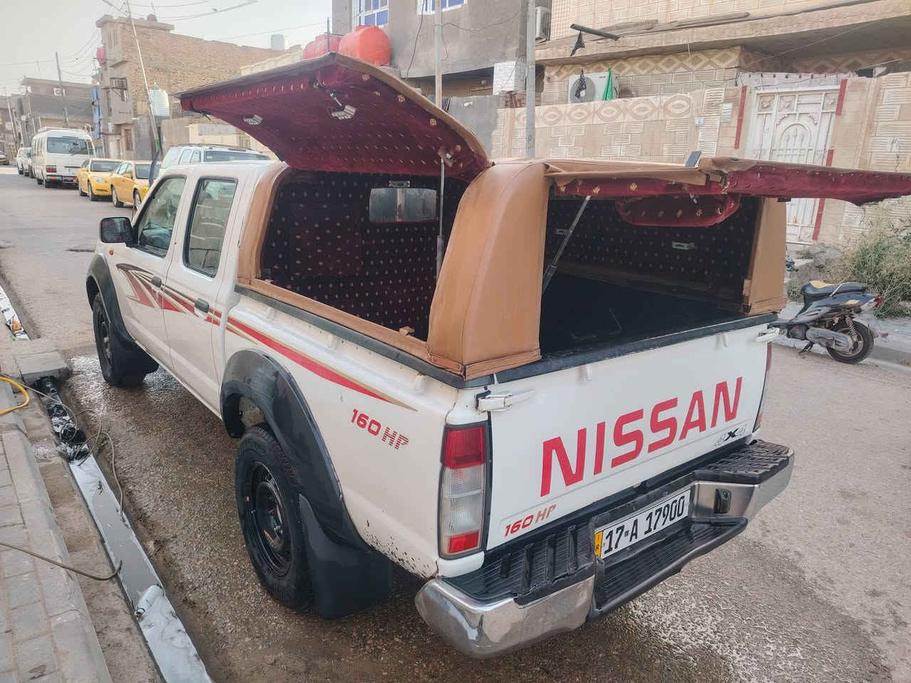 سلام عليكم
نيسان فور ويل ٢٠١٤ الرقم مثنئ دولي

السياره مكفوله بس الباب الخلفي بيه شخوط وصبغته

المكان السماوه

السعر ١٣٥

رقم التلفون ***********
