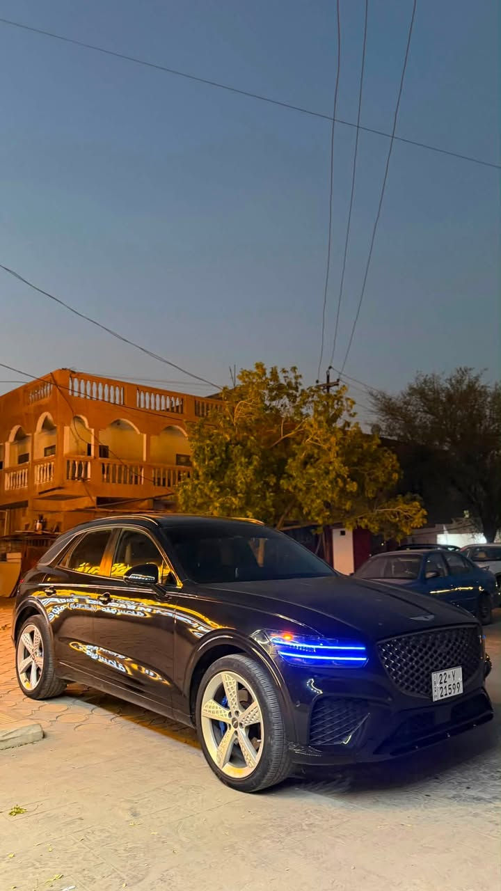 سلام عليكم 
للبيع أو مراوس بشي اقل حسب القناعة 

جنسيز GV70

موديل : 2022

رقم أربيل باسمي تحويل مباشر 

محرك 4 سلندر 2500 تيربو 

ماشيه : 75 الف 

فول مواصفات 1/1

الحادث : بسيط جداً بنيد بدون دواخل 
و بيها صبغ هلال جاملغ خلفي 

السعر : 245 ورقه بي مجال بسيط 

حبايب السعر مناسب بالنسبه لخواتها 

جاهزه السيارة للاخير 
فقط البنيد يرادله بوليش

مكاني بغداد الدورة 

اي استفسار 
***********
***********

متواجد واتساب 24 ساعه
