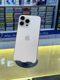 ايفون 16 برو ماكس • ٢٥٦ • بطارية ٩٤٪