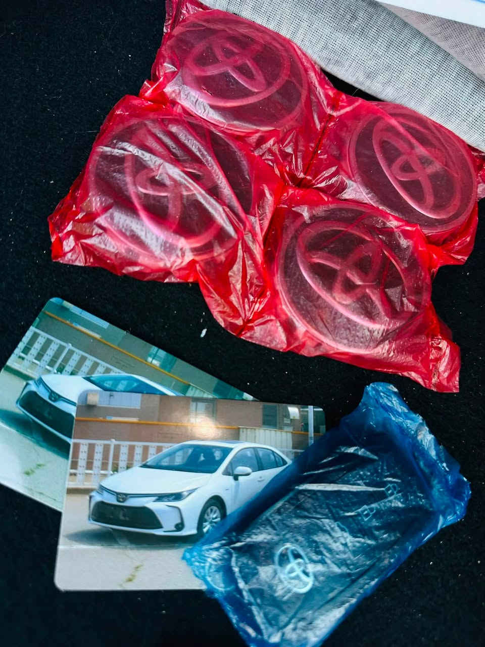 السلام عليكم
كورلا هايبرد موديل ٢٠٢٤
شكل الخليجي 
ماشية٢٩ الف كيلو بعدها جديده السيارة 

السيارة ابوضع الشركه كبات ما مفتوحات وغراضهه كلهه بلاديه ممستخدمه 
بصمه
مدوشمه كاعيه وعازل حراره الجام كله اصلي 
 رادار 

وشاشه جبيره 

وهواي موصفات معروفه 

السعر 150 وبيه مجال بصيط 

مكان بغداد كراج المشتل    

رقم بغداد بأسمي تحويل ثاني يوم 

للاستفسار الاتصال ***********
