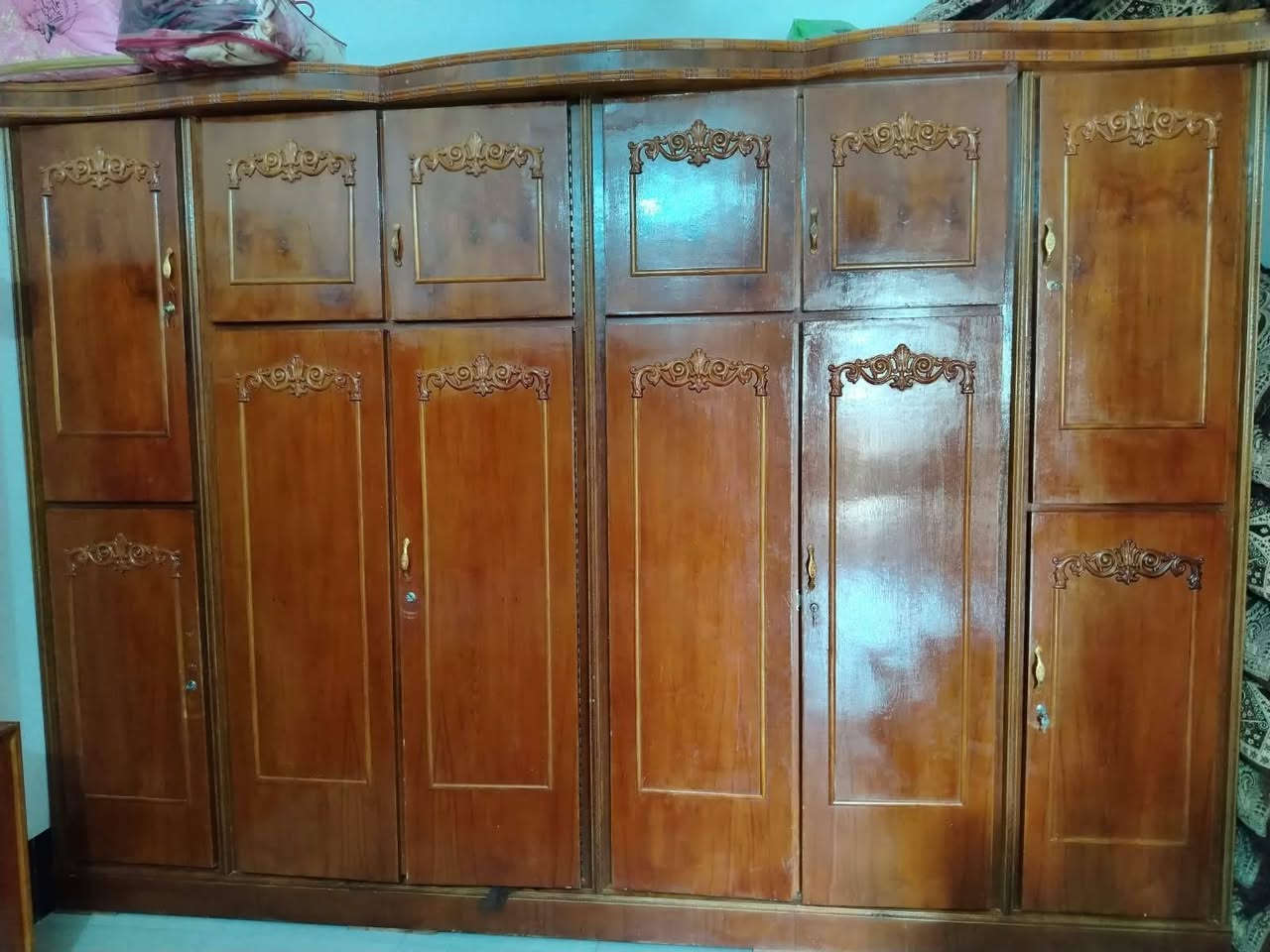 غرفه البيع سعر ٨٠٠ الف ستفسار ***********
