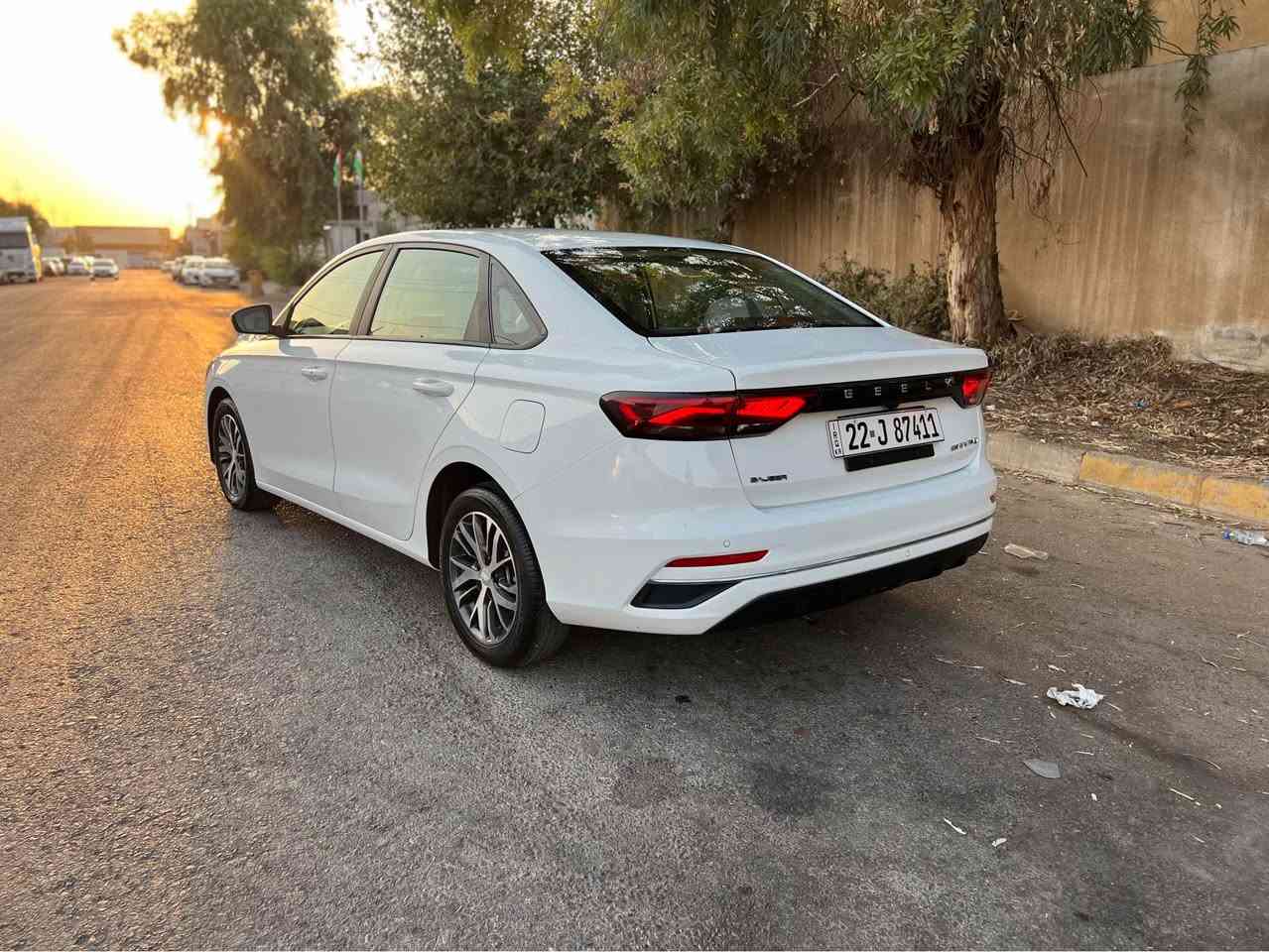 جیلی Geely Emgrand 2024
مواصفات.بەصمە.شاشەو کامێرە.
حساس ویل کڕۆم.شغال.تحدید سورعە.
تەبرید مەرکەزی.لایت وبەگلایت لید.
تەنیا 57  هەزار ڕۆیشتووە. 5 سال زەمان.
مکان  أربيل 
سعر ☎️ .  موبایل    *********** أربيل, العراق
