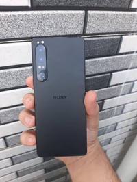 من رخصة الادمن متوفر جهاز سوني Xperia 1 IV للبيع جهاز حلو نضيف بي كم ش...