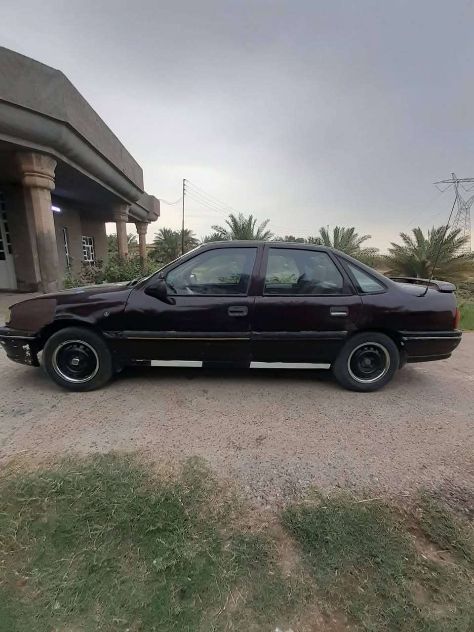 حجم ١٨٠٠ • ١٩٩٣ • تاجي