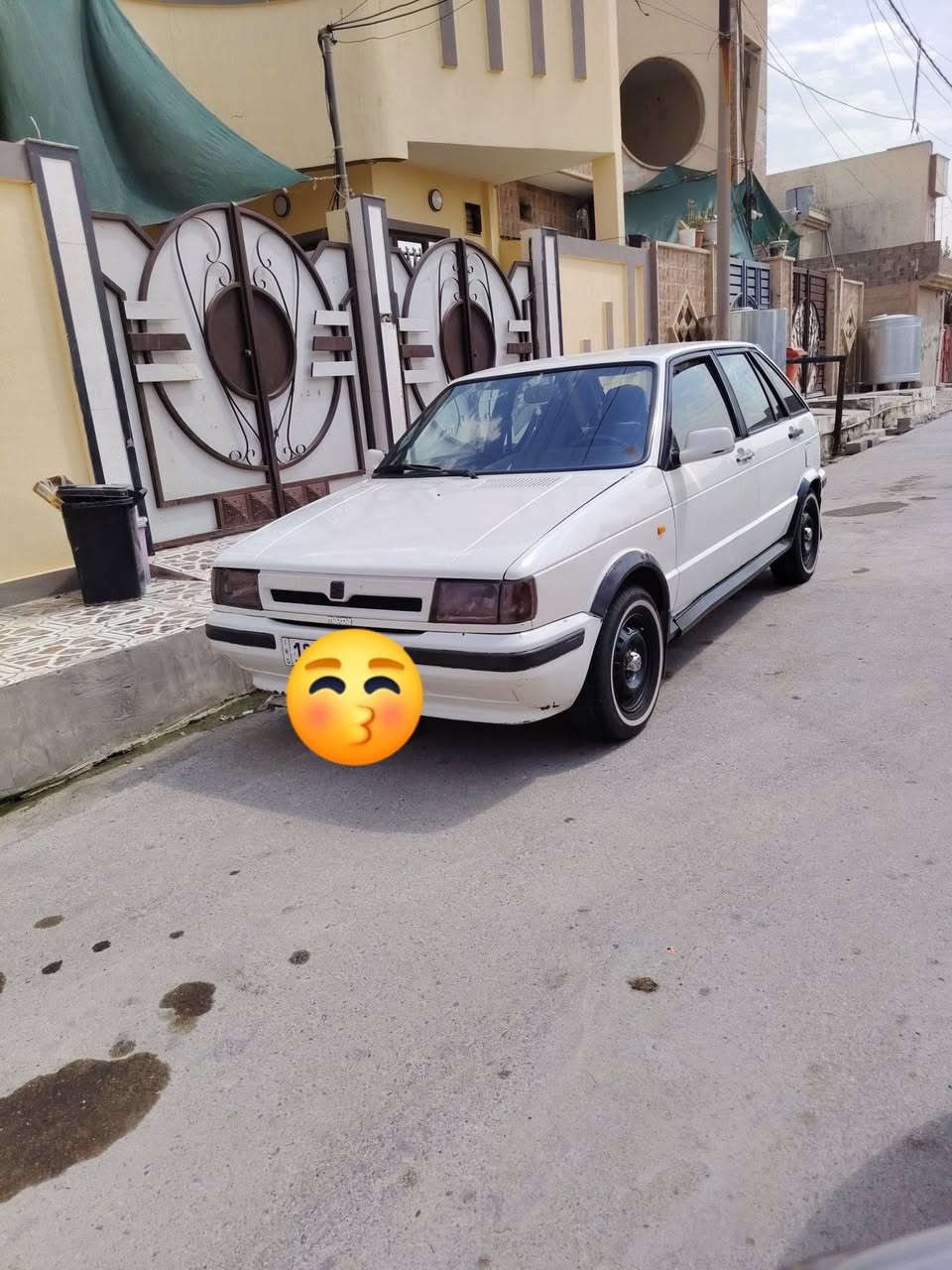 سيارة سيات للبيع موديلا91 مابيها صبغ كير عادي محرك 03 مال البرازيلي السعر 22رقم اجنبي نينوى *********** الموقع موصل حي القاهرة
