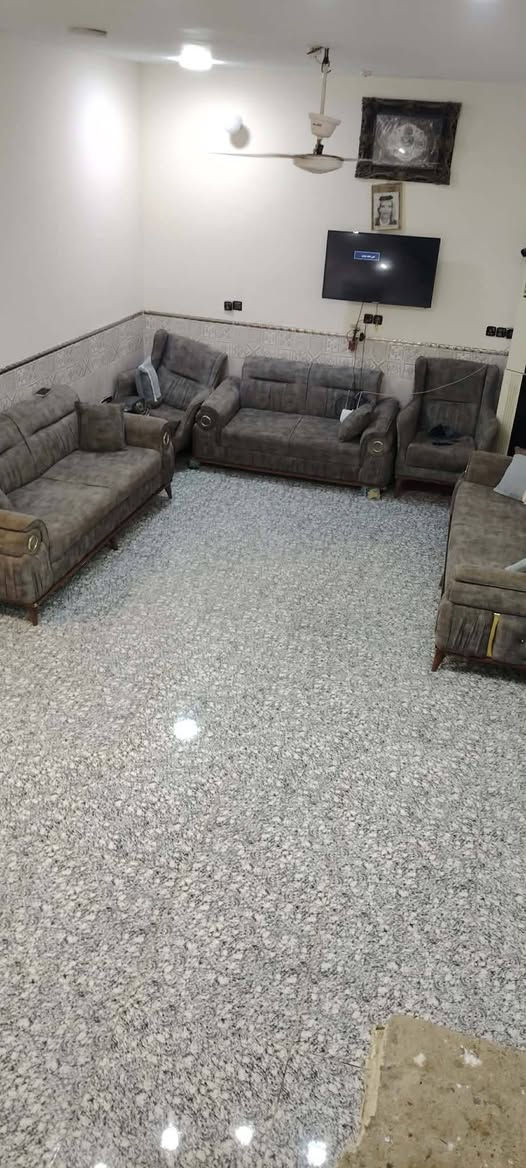 يالله🏘 بيت للبيع مساحه ٢٣٠
ركن بناء حديث الكوت جديدة  بشارع صب  قرب

 اسوق احمد عتابي الاستفسار 

***********
