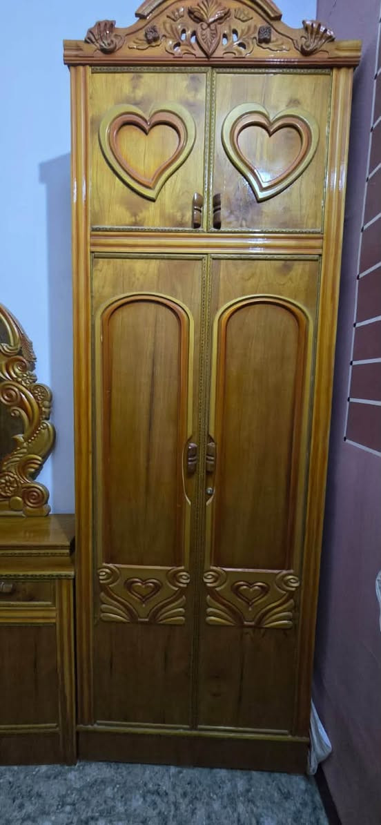 سلام عليكم 
غرفـة اغشـاب مستخدمه درجة أولى للبيع للتواصل خاص أو على الرقم *********** 
مكان بابل الكفل
