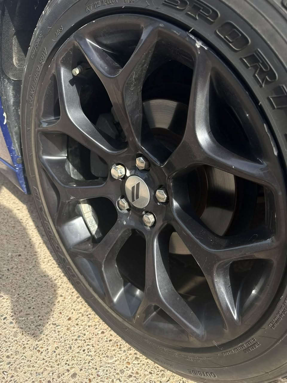 تشارجر SXT • ٢٠١٨ • ٤ قطع