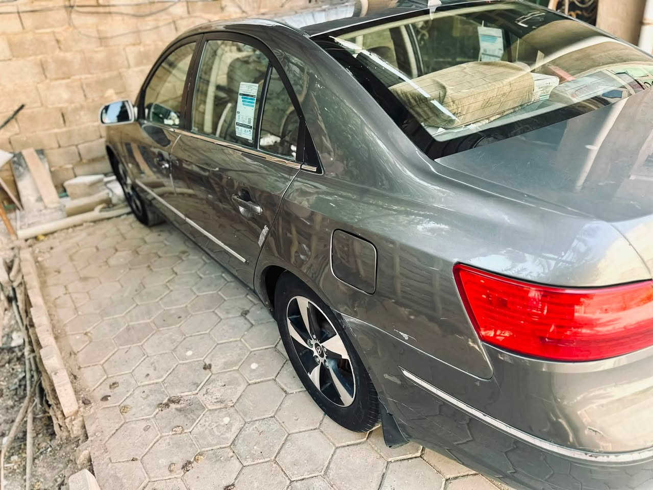 للبيع $$
سوناتا  2010 
 
وارد  / امريكي   
محرك / أربعة سلندر 2400 
مواصفات / نص فول 
لون / رصاصي (فيلي) بيهة شخوط بسيطة 
الميكانيك / كير . مكينة والبقية كلة نضيف ومكفول  
تحكم ستيرن جهتين 
كشن كهربائي 
مسجل + USP + شاحن 
كاعية جلد 
تبريد شغال يخبل 
حدادية كاملة كلة جديد 

رقم بغداد الماني

السيارة نضيفة وجاهزة من كلشي ومابيها  نقوصات  

العنوان (بغداد - المعامل )
للاستفسار *********** - *********** 
السعر 110$$ قابل للتفاوض
