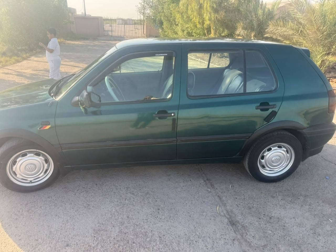 كولف موديل 96 مكينه وكير مكفلات رقم بغداد ملاحضه السياره جاهزه من كلشي مكان السياره واسط سعر 48 مجال بسيط السياره جده معنه كلام

***********
