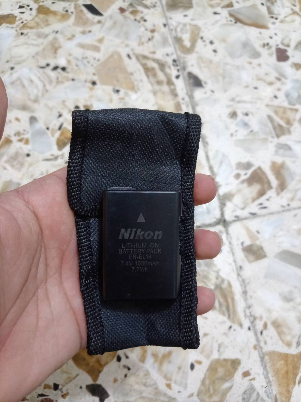 نيكون ٣٢٠٠D • نظيفة • ٣٢ جيجا هدية