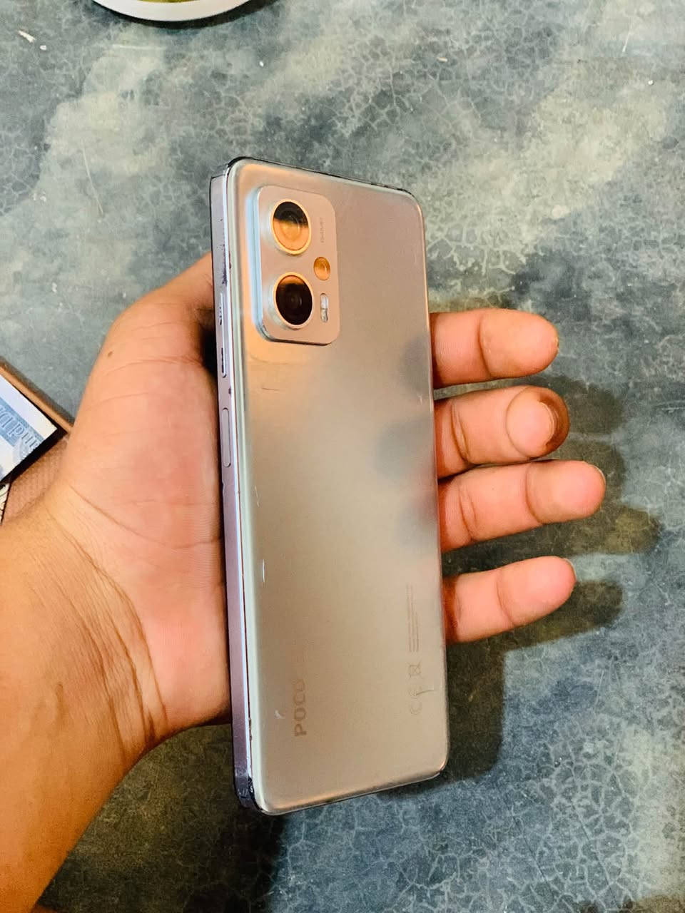 بوكو X4 GT 5G • شاشه محليه • مع شاحن