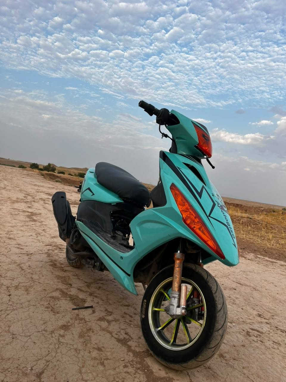 دراجة ماكس مضلع للبيع الدراجه كدام عينكم وياله رياضيه دبلات رياضي كفرات ارب ولفات الدراجه تعمير جديد على اخر حبايه بجم موجود الدراجه كامل مكمل للبيع السعر 375 وبيها مجال راسلني خاص لو اتصل عل رقم ***********
