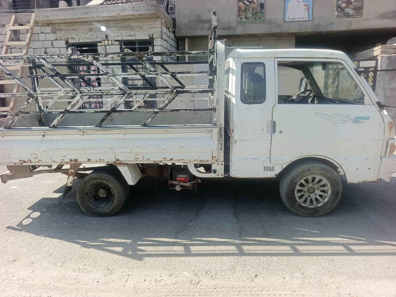السلام عليكم
كيا بنكو حمل للبيع موديل ٩٦ مكفوله كفاله عامه كير محرك شاصي رقم الشاصي اشعار 
السعر ٤٥ وبيه مجال مكان بغداد 
***********
