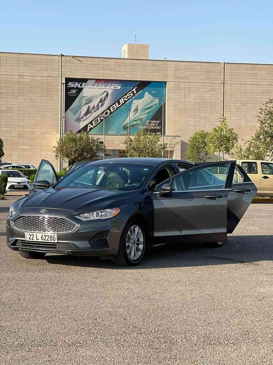 السعر 100 $ بيه مجال للطيبين
فورد فيوجن موديل 2020 مواصفات se ايكو بوست اقتصادي 

ماشيه 86 ميل 

مواصفات شاشة كبيره بلادي 

كير ماوس 

رادار

تحديد مسار 

نقطة عمياء بلمرايه 

ماسحة حساسة مطر 

مكينه 1.5 تيربو كير محرك كفاله عامه 

اوتو هولد 

سياره خير من الله كير محرك كفاله بدون دواخل بدون ايرباك شرط فحص سياره بيه 3 قطع ونص حادث شطح بدون دواخل بدون ايرباك جاملغ وباب  جهت الايمن بصف السايق  وبامريكا فقط بيه بنيد مبدل اصلي صور حادث مرفوقه سياره دينار مابيه مصرف•

للاستفسار ***********
