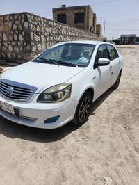 جيلي • موديل ٢٠١٢ • نضيفه