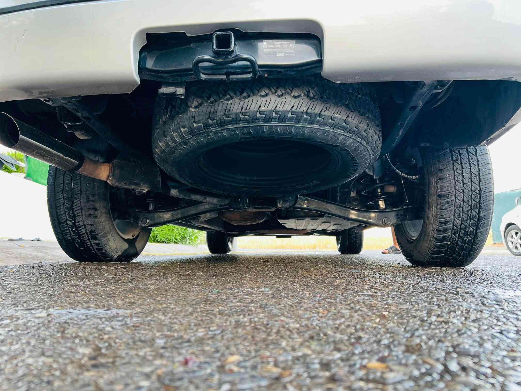 فورد إكسبلورر • ٢٠١٠ • دبل 4x4