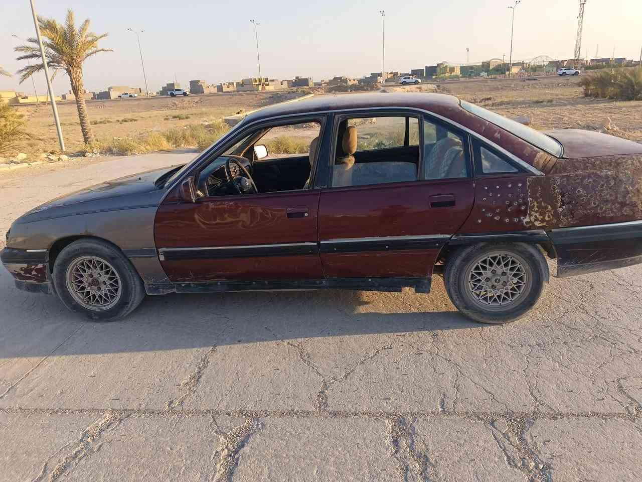 سلام عليكم سيارة أوبل اوميكه
كير ومحرك خيرمن الله والكشر والداخل مثل ماواضح بل صوره موديل 93 مشروع وطني رقم انبار انكليزي تحويل مباشر سعر 18  اتصال عل رقم ‏‪***********‬‏
