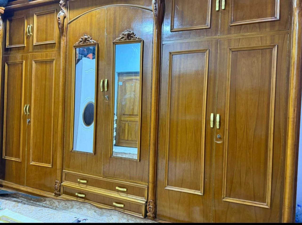 ✨ غرفة نوم خشب للبيع ✨

غرفة نوم راقية ومرتبة، متكوّنة من 7 قطع 🤎
نظيفة جدًا وحالتها حلوة، ومحافظة عليها.

💰 السعر: 2,500,000
والبيع بي مجال للجادّين فقط 🌷

اللي مهتمة وتريد التفاصيل أو الصور، مراسلة خاص. او اتصال على الرقم ***********

