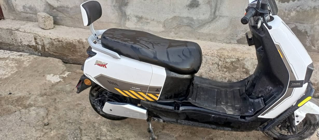 ماطور شحن للبيع جديد مستعمل 8اشهر. سعر 700 بي مجال لشراي. مكان موصل برطله. ***********وتساب
