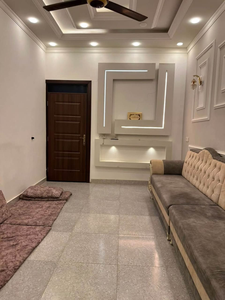 السلام عليكم ☎️***********☎️

🔴متاح بيت 🏠 للبيع المساحه 100م طابقين ⚫️

🔵بناء حديث شغل درجه اولى 🟢

نضام سبالت أبواب قاصه 

🟣 محتويات البيت🟤

🟡الطابق الأول استقبال مطبخ صاله  غرفه نوم صحيات منور⚪️

🔵الطابق الثاني غرفتين نوم صحيات  سطح

         ✅المطبخ معزول عن صاله ✅

🟤الطابق الثاني بيتونه جبيره سطحين ⚫️⚫️

🌘📞***********📞

          🟥➰موقع دور الزراعة الثانية ➿🟥

    

🔺لاستفسار الرقم 🔺***********📞
