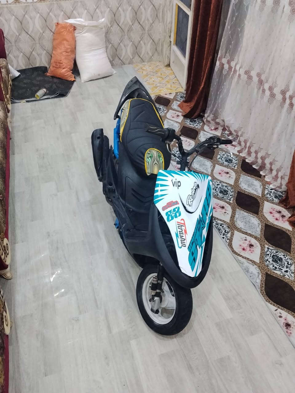 سلام عليكم ماكس عدله بوشه 49 نهضه ومعدل لا تبخير ولا نضوح مكينه خرسه مكاني سوق الشيوخ سعرها 375 وبيها مجال ***********
