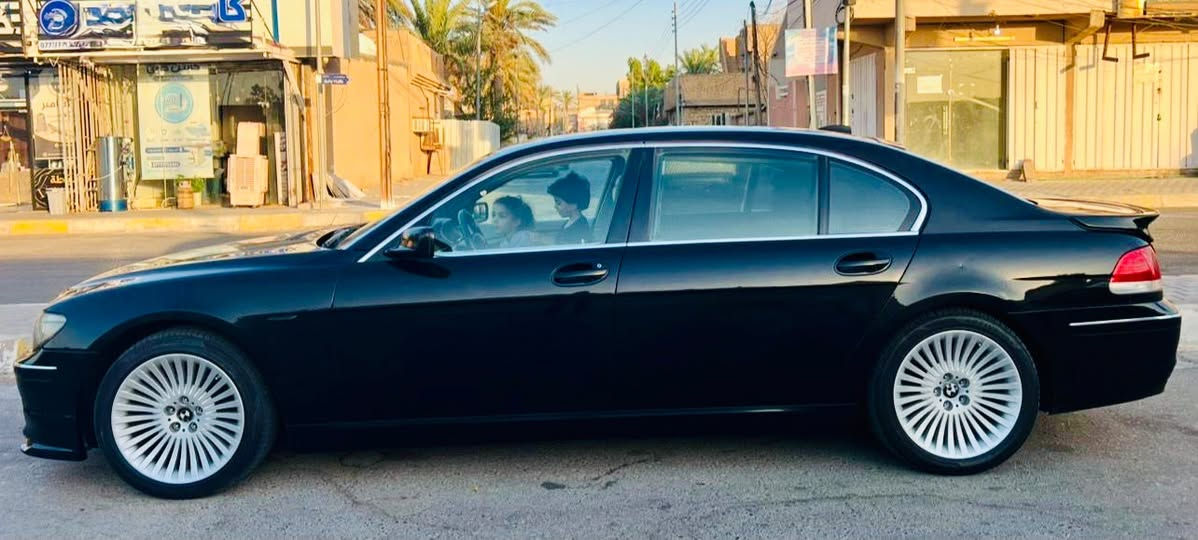 السلام عليكم 
مكلف بالنشر

bmw 730 li 2008 
خليجية 
لون اسود ملكي
داخل اوف وايت
تدفئة وتبريد بالكشنات
شاشة كبيرة
5 بردات
سي دي چنجر+aux 
ابواب شفط 
لايت زنون 
حساسات امام وخلف 
مرايا كهربائية  معتمة
فتحة سقف
رقم سليمانية 
عداد المسافة 107 الف كم حقيقي 
صبغ ثلاث قطع بدون حادث بدون معجون بدون فتح
منظومة التبريد جديدة
حدادية امامية وخلفية جديدة بالكامل 
السيارة نقصها abs 
مكان السيارة كربلاء 
السعر المطلوب 143 
رقم صاحب السيارة: ‭***********‬
