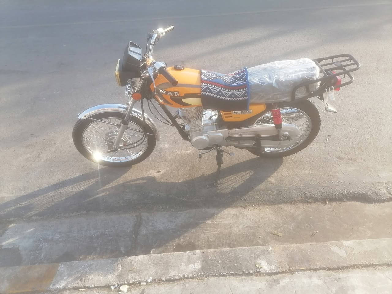 السلام عليكم دراجه نامه ٢٥ للبيع دراجه خير من الله لا تنقيص ولا تبخر نقص فقط شاير ولباقي كفاله عامه دراجه أوراق ضايعه اكفلك سرقه  المكان ديالى كنعان وهاذه رقمي ***********
