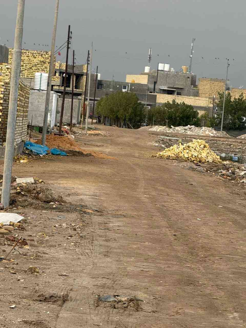 قطعة ارض للبيع مساحه ٢٠٠متر
طابو زراعي سند٢٥واجه ١٠متر نزال ٢٠ متر 
داخل حي سكني خدمات كامله ماء اساله كهرباء ظفيره انتر نيت ضوي عنوان حله ورديه سيف سعد شارع ٣٠ مقابل طابو صرف الاتصال على الرقم 

***********
