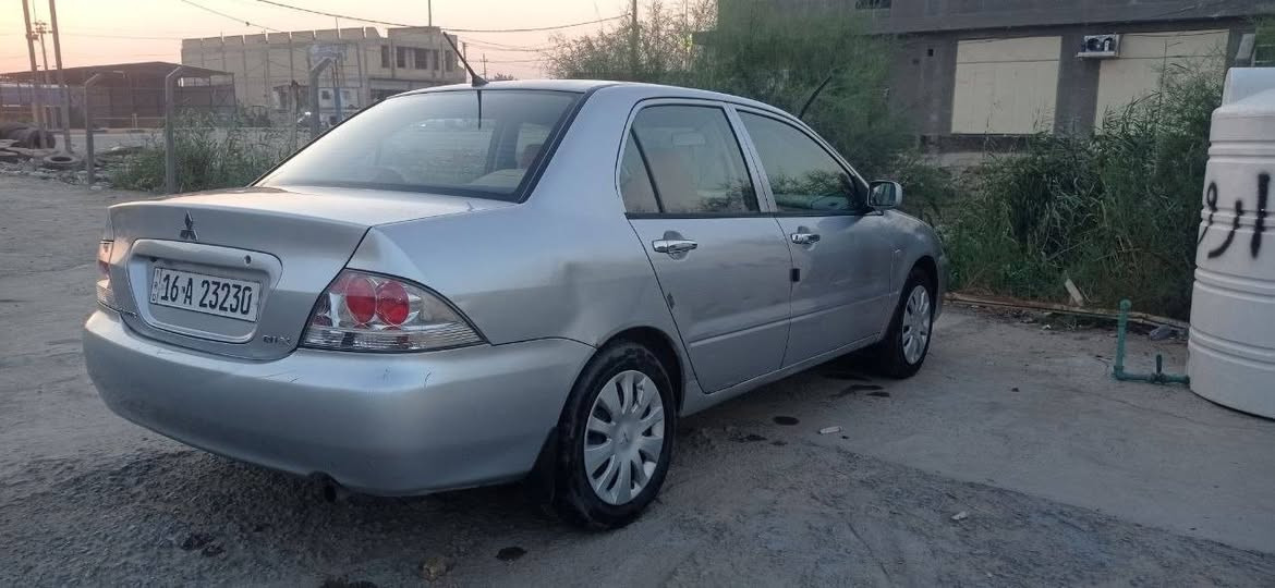 من رخصة الادمن 
لانسر موديل 2010
رقم نكليزي 16 قادسيه بسمي تحويل ثاني يوم
كير محرك كهربائيات تخم تاير حداديه تبريد كله كفاله
مكان السياره حله بالحمزه الغربي السعر ٨٥ وبيها مجال
للستفسار ***********
