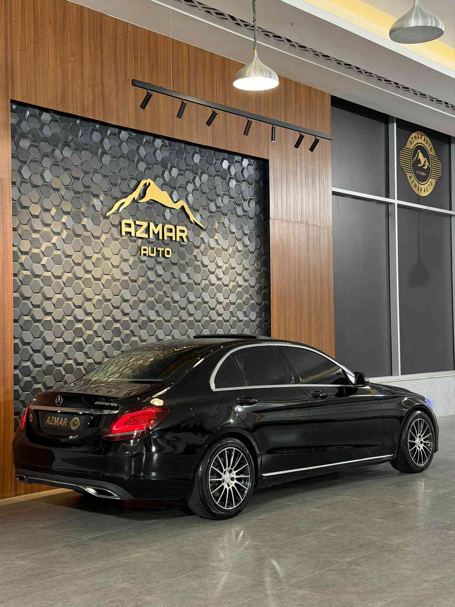 C300 AMG • ٢٠١٨ • وارد امريكي