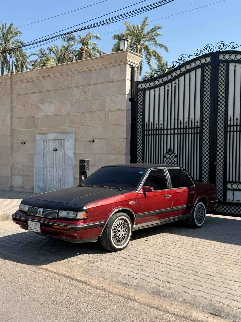 موديل ١٩٩٠ محرك كير تبريد كهربائيات كلها شغالة وجاهزة ومضمونة من كلشي السعر ٤٠$ العنوان بغداد قريب على جزيرة بغداد السياحية رقم الهاتف ***********
