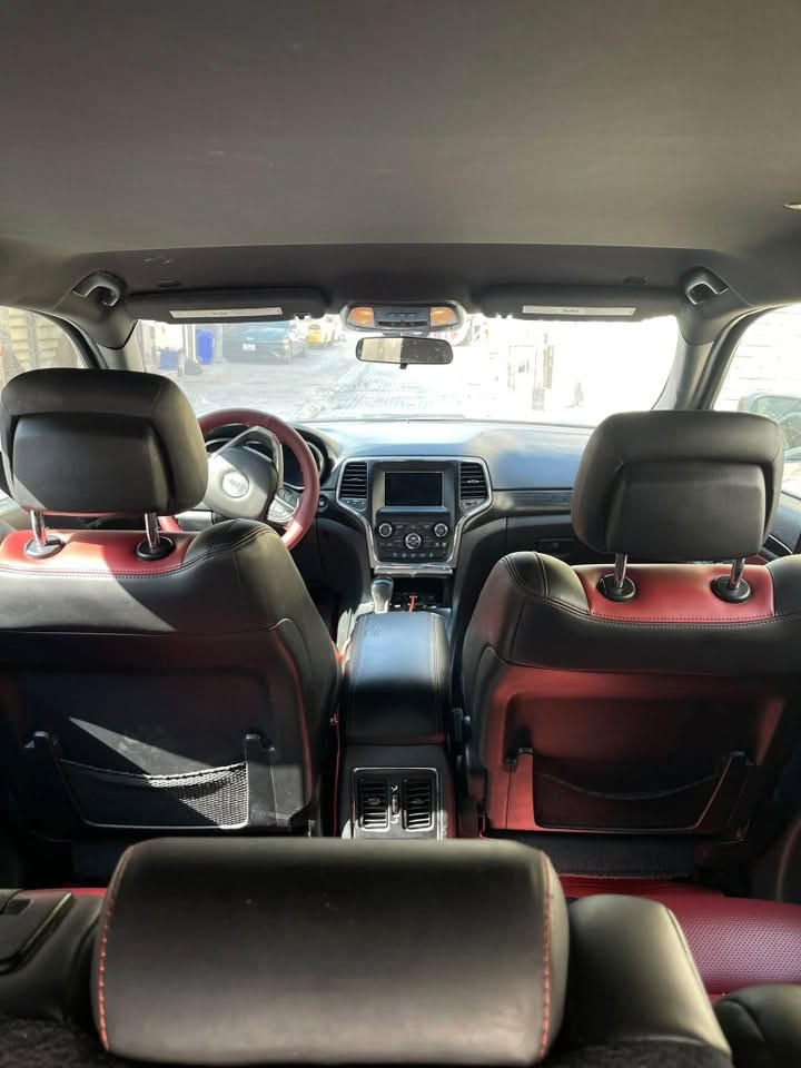 لاريدو • V6 3600 • 4X4