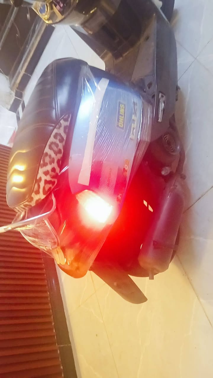 بوليس للبيع رامبا العنوان كوت ***********/.  ***********
