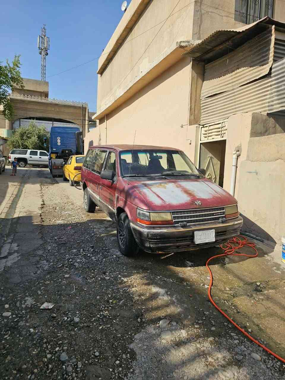سياره كلايزر موديل 1991 محرك 3300 گير توماتيك محرك بداية تبخير السعر 25 $ وبيها مجال للتواصل على الرقم ***********

