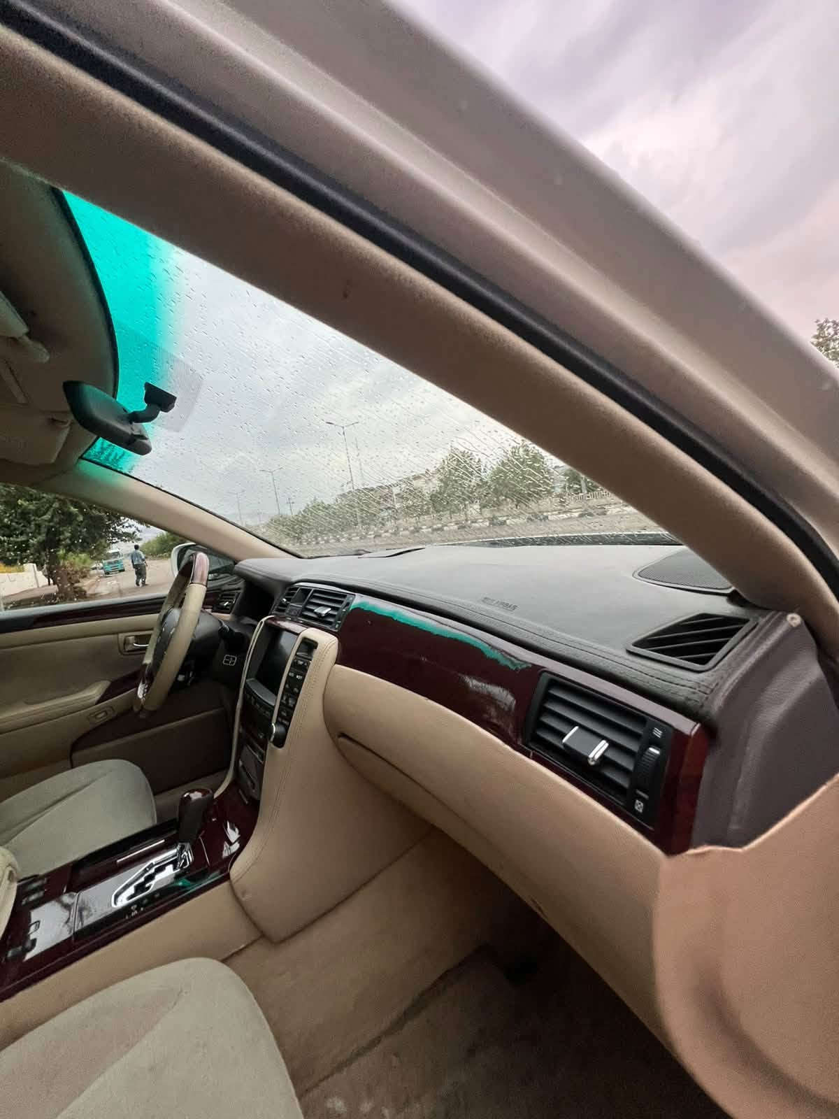 شاهینەی موس • ٢٠٠٧ • فتحة سقف