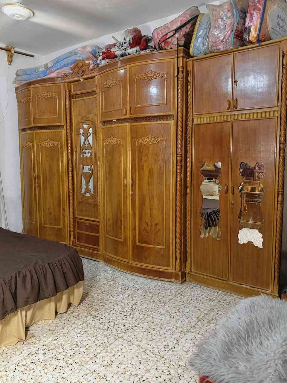 السلام عليكم غرفه اخشاب صاج عراقي للبيع اي ضرر مابيهه مثل الصوره بل ضبط سعرهه 800 الف وبيهه مجال بسيط للاستفسار الاتصال على ***********
